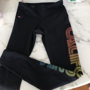 Aviator Nation leggings- California